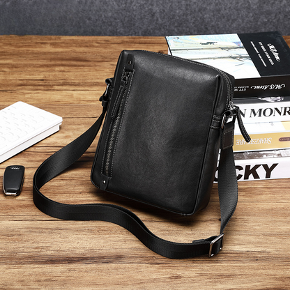 Men's Shoulder Bag Sports Bag Made of Genuine Cowhide Leather Casual Crossbody Bag for Men 